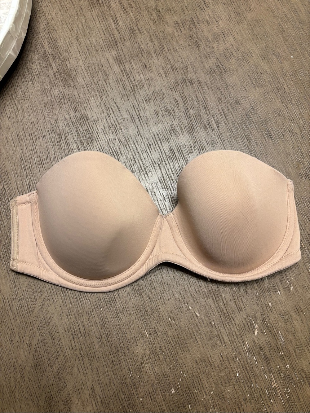 Wacoal red carpet strapless bra 34D nude